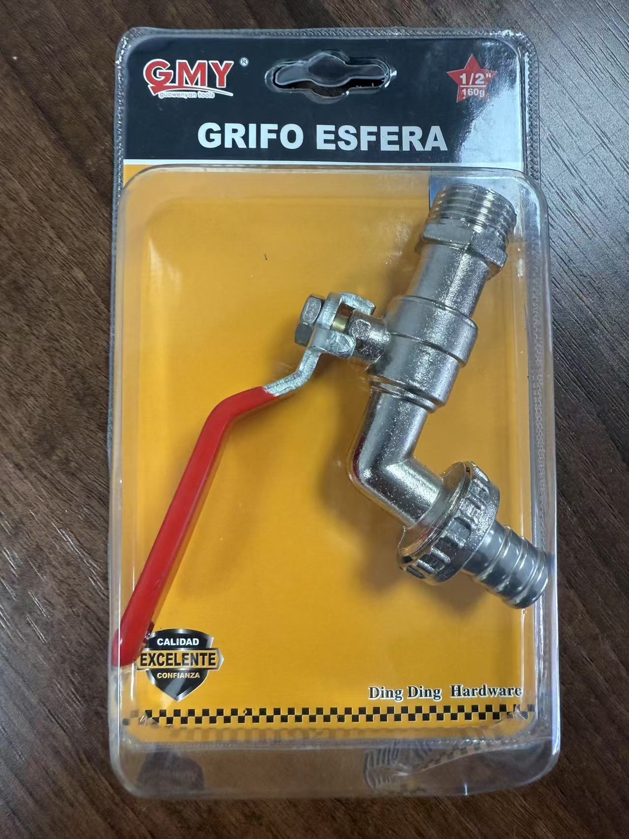 Wall-Mounted Outdoor Tap with 1/2 Outlet Valve Garden Water Tap Lever Type Valve RED Handle + Garden Hose Plug for Irrigation Water