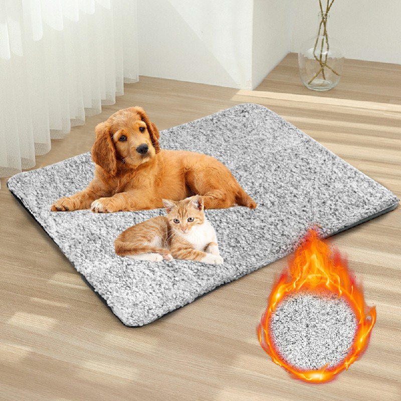 Self Heating Pet Pad Extra Warm Cat Dog Mat Thermal Pet Bed with Removable Cover for Indoor Outdoor Pets - L