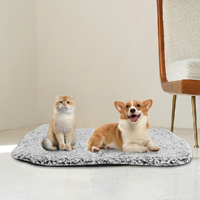 Self Heating Pet Pad Extra Warm Cat Dog Mat Thermal Pet Bed with Removable Cover for Indoor Outdoor Pets - L