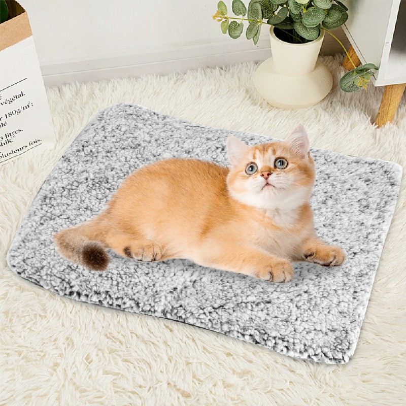 Self Heating Pet Pad Extra Warm Cat Dog Mat Thermal Pet Bed with Removable Cover for Indoor Outdoor Pets - L